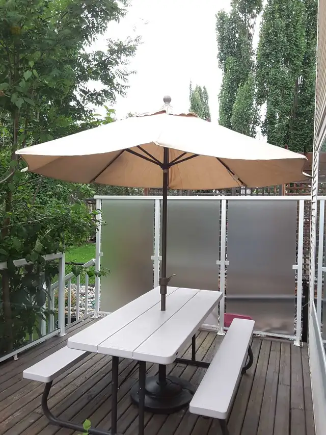 picnic table Umbrella with base