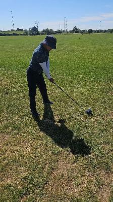 Beginner Golf Lesson - Photo 3