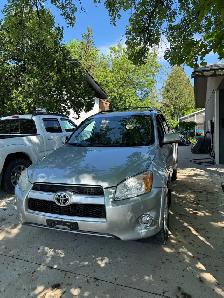 2011 Toyota rav4 limited fresh safety clean title $12800 - Photo 2