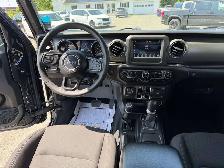 2023 Jeep Gladiator JACKED! STUNNING! LOOK AT THIS BEAST! - Photo 24