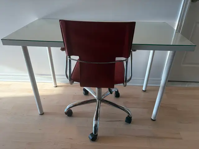 Beau mobilier de bureau