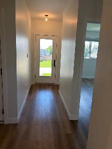 side by side for rent . 126 Leclerc bay - Photo 10