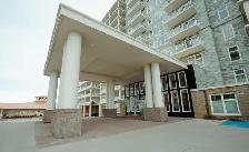 Beautiful 2 bed   den for Sept. 1st Grandhaven Estates