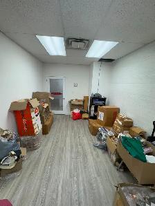 Commercial Shop space for Rent King Street, Oshawa High traffic - Photo 2