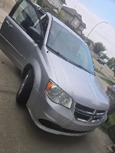 2011 grand caravan - Photo 7