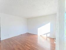 4 Bed 1.5 Bath - House for rent at St. Norbert - Photo 2