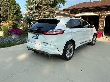 Well maintained 2020 Ford Edge Titanium Elite for sale - Photo 3