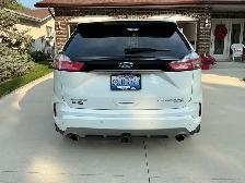 Well maintained 2020 Ford Edge Titanium Elite for sale - Photo 4