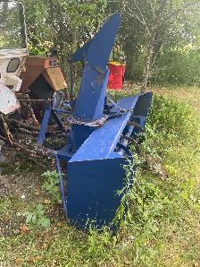 3-point hitch, PTO-driven rear snowblower