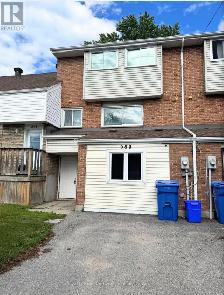 Room Rental North Bay| Fully Furnished 5-Bedroom Home | Groups - Photo 10