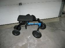 knee scooter - Photo 2