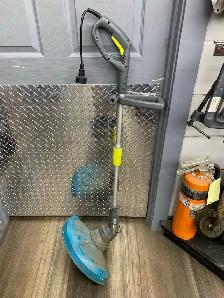 Yardworks String Trimmer - Photo 2