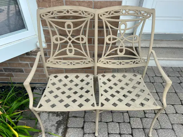 2 seat out door chairs