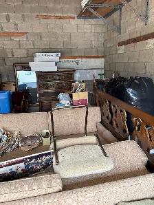 free for pick up furniture, beds, and other things all in goo - Photo 2
