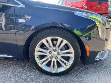 2019 Cadillac XTS Luxury AWD WITH LOW KILOMETERS! - Photo 5