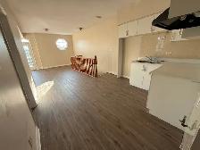 2 BDRM Renoed all incl. - Photo 3