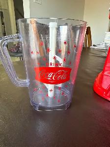 Nostalgia Coca-Cola 40-Ounce Frozen Beverage Station - Photo 4