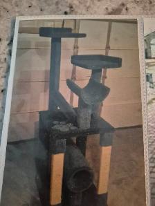 Custom handmade cat trees - Photo 2