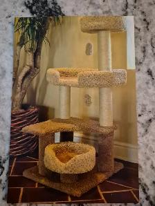 Custom handmade cat trees - Photo 10