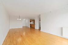 WELCOME TO THE SUMMIT - TWO BEDROOM PLUS DEN APARTMENT AVAILABLE - Photo 4