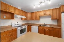 WELCOME TO THE SUMMIT - TWO BEDROOM PLUS DEN APARTMENT AVAILABLE - Photo 5