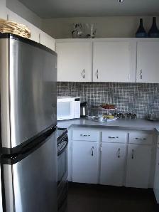 Perfect Location! CROWFOOT LRT Station –Students are welcome - Photo 5