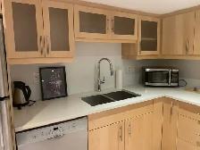 5 minutes to Carleton U ! 2 B/R Basement Legal Apartment - Photo 3