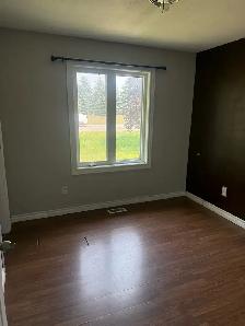 Private Rooms for rent in Orangeville - Photo 7