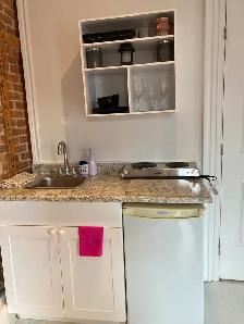 AVAILABLE OCTOBER 1ST:Furnished Uptown bachelor studio apartment - Photo 6