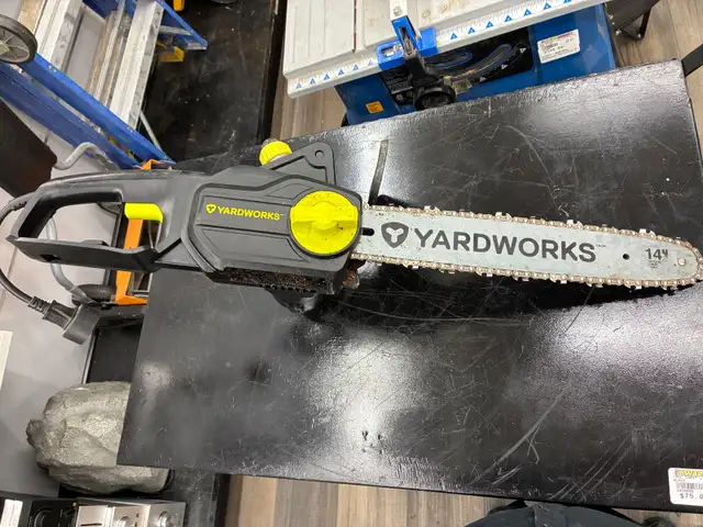 Yardworks Electric Chainsaw