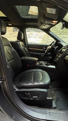2018 Ford Explorer 4WD fresh safety and clean title - Photo 5