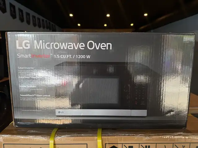 LG "21" Black Stainless Steel Countertop Microwave