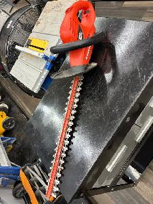 Black and Decker Hedgehog Hedge Trimmer - Photo 2