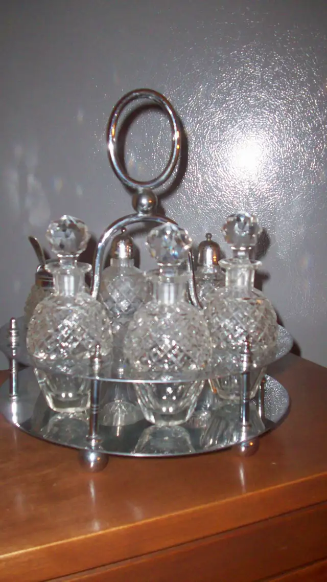 CAROUSSEL  À CONDIMENTS