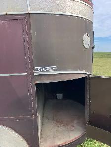Horse Trailer - Photo 6