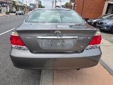 2005 Toyota Camry - Photo 6