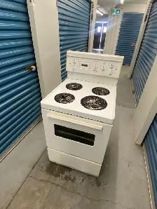 APARTMENT ELECTRIC STOVE - Photo 2