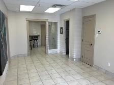 Office Space for Lease in Woodbridge - Photo 2