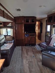 Seasonal camping Creekside Campground and RV park - Photo 5