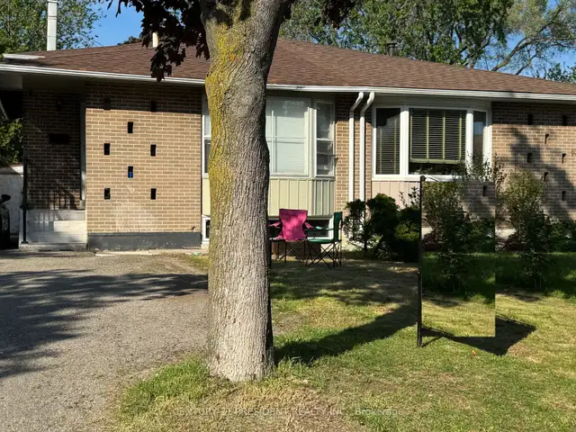 2-Bedroom Basement Apartment with Private Entrance in Clarkson!
