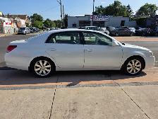 2005 Toyota Avalon - Photo 8