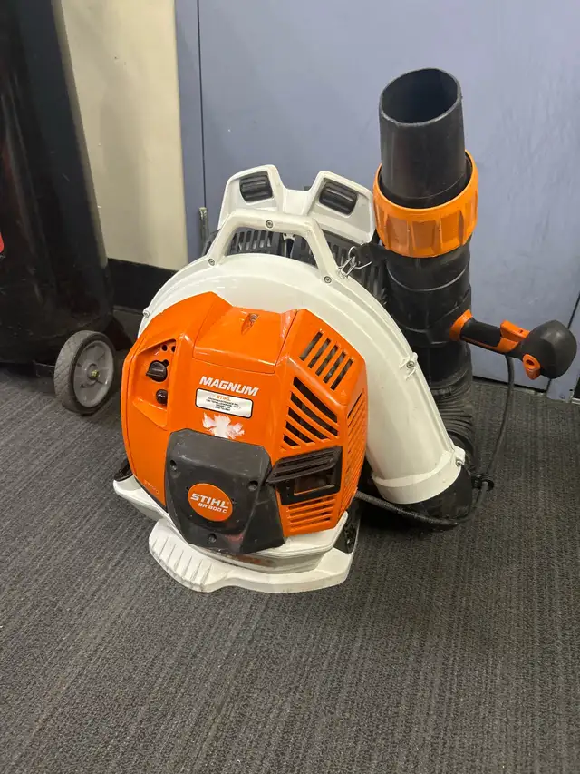 Stihl BR800 C Leaf Blower Backpack