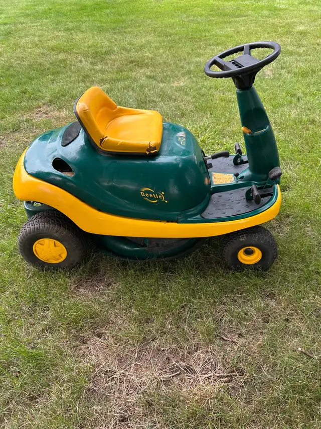 MTD Yard-Man Beetle Riding Mower