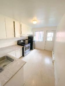 4 1/2 APARTMENT FOR RENT in Côte-des-Neiges - Photo 6