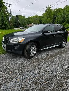 Volvo XC60 T6 awd 2010 - toit panoramique - 418-932-6595