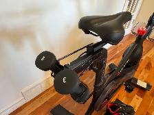 Peloton Bike - EXCELLENT condition - Photo 5
