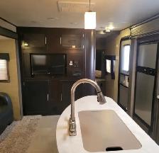 2916 Kodiak 279RBSL Travel Trailer - Photo 4
