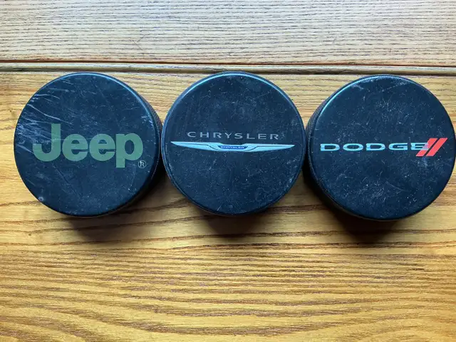 Chrysler, Dodge & Jeep Hockey Puckd !