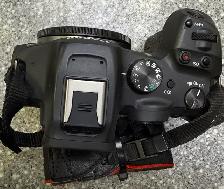 Canon R7 Mirorless Digital Camera Body - Photo 2