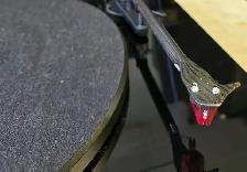PROJECT DEBUT CARBON BELT DRIVE MANUAL TURNTABLE - Photo 4
